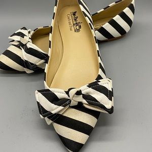 Coach and Four flats Size 10
